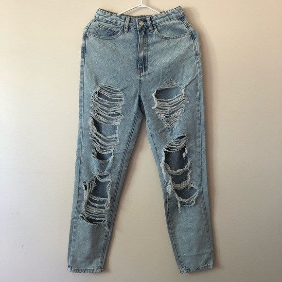NWT Light Blue High Rise Distressed Mom Je… - Picture 1 of 4